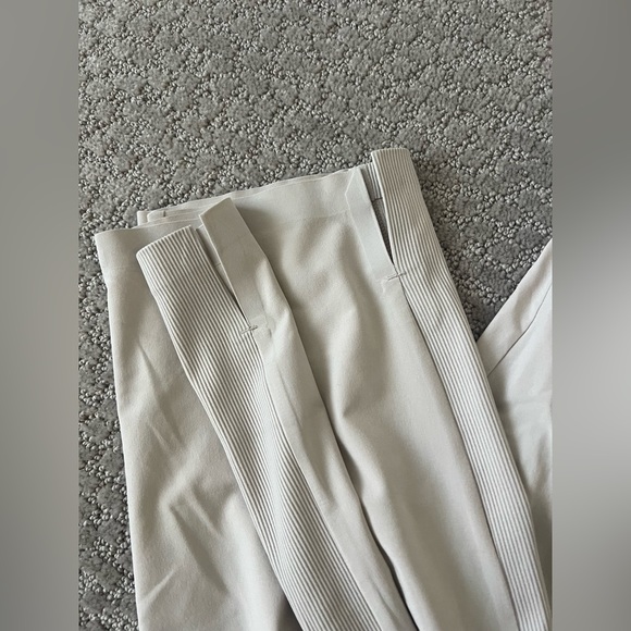 Athleta Brooklyn Ankle Pants in size 4 - Picture 9 of 9